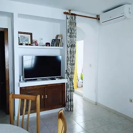 Beachside Bliss 2br, Balcony, Pool, Wifi, Tennis Torrevieja