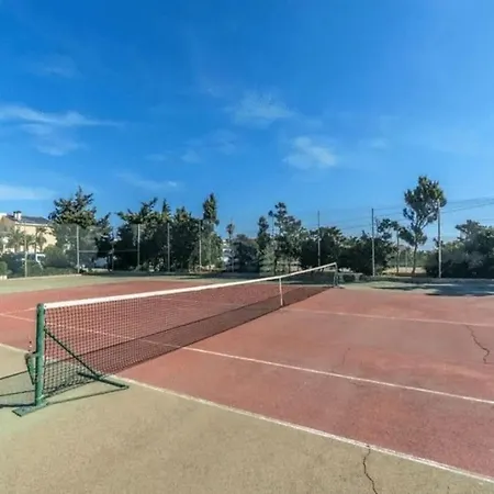 Apartment Beachside Bliss 2br, Balcony, Pool, Wifi, Tennis